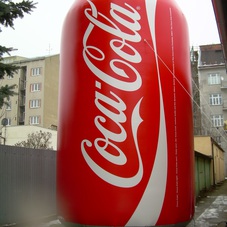 Inflatable can Coca-Cola