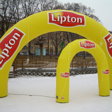 Infllatable arches Lipton