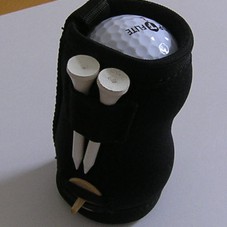Golf ball pocket