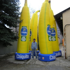 Inflatable bananas Chiquita