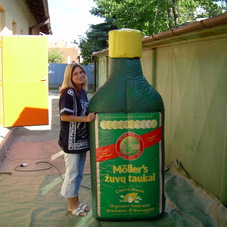 Inflatable Bottle Moller