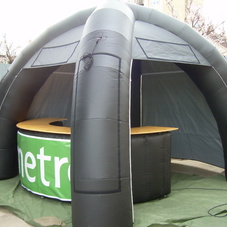 inflatable tent Metro with table