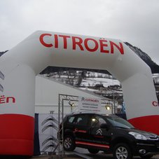 Aufblasbare Bögen Citroën2