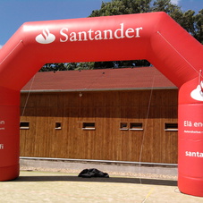 Inflatable arch Santander