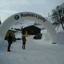 Inflatable arch BMW