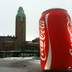 Ilmatäytteiset tölkit Coca-Cola