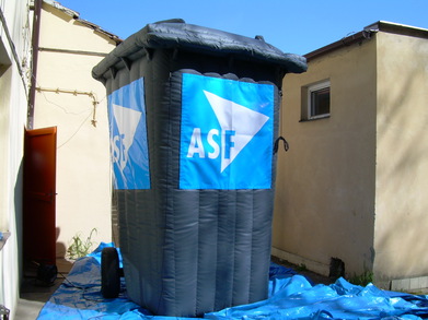 Inflatable bin