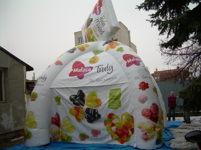Inflatable tent Malaco