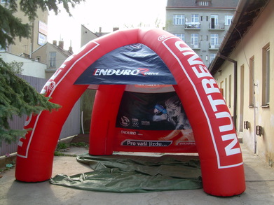 Inflatable tent Nutrend
