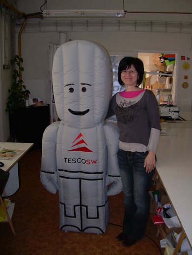 Inflatable robot Tescosw