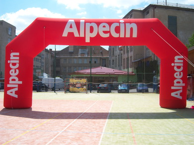 Inflatable arch Alpecin